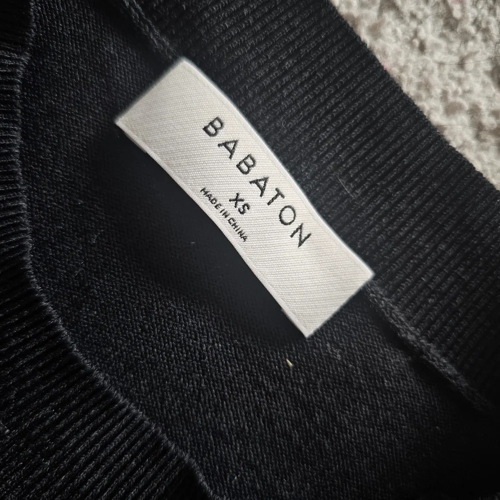 Babaton - Picture 2 of 4